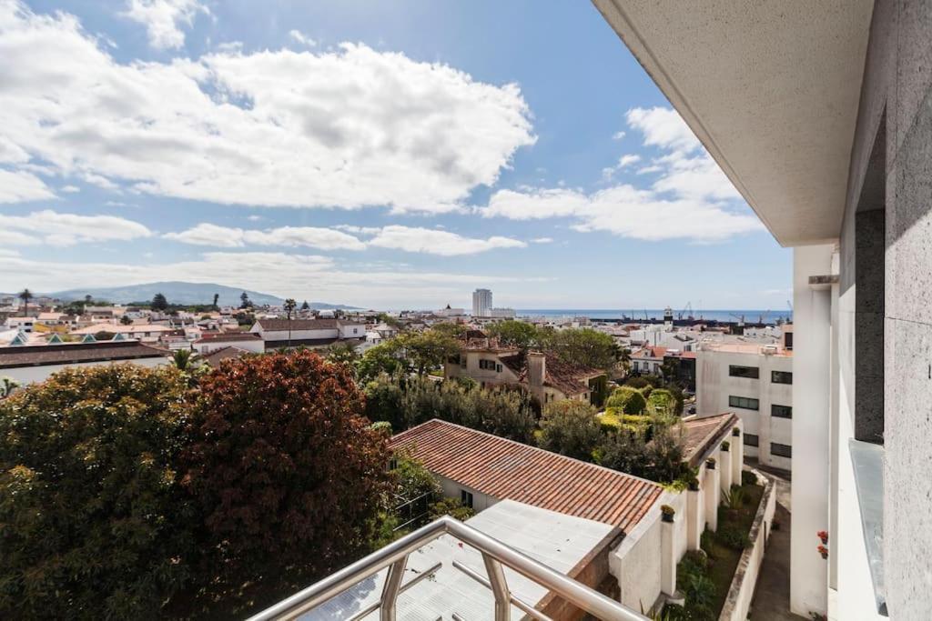 Penthouse City Center Apartment Ponta Delgada Extérieur photo